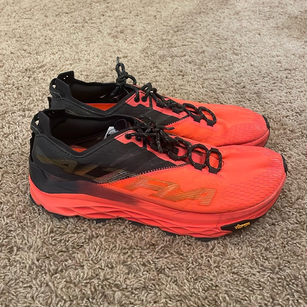 Altra Men's Athletic Shoes - Red and Black